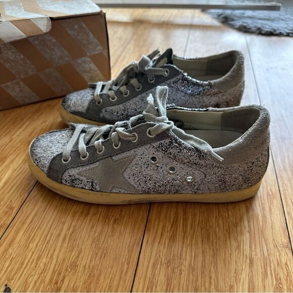 Golden Goose Superstar Glitter Sneakers - Picture 3 of 15